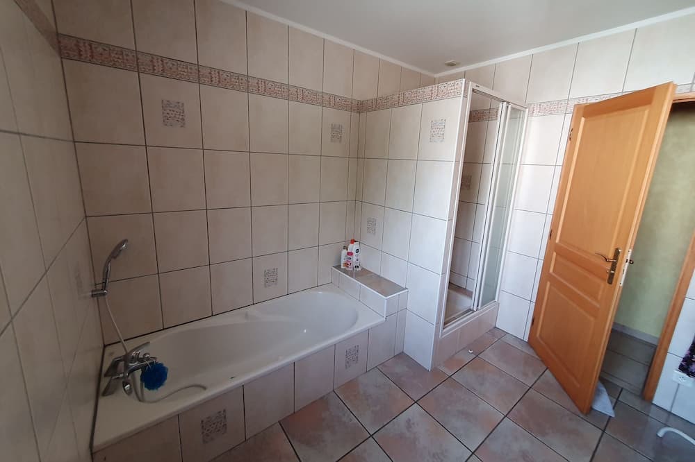Photo of Bathroom in Prompsat