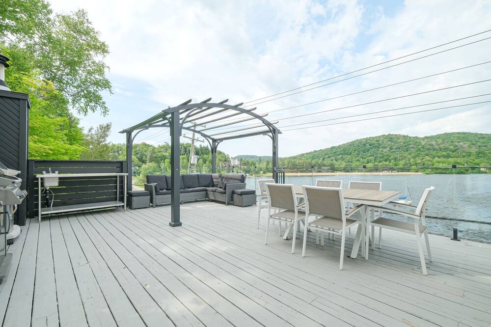 Photo of Patio Balcony in Sainte-Agathe-des-Monts