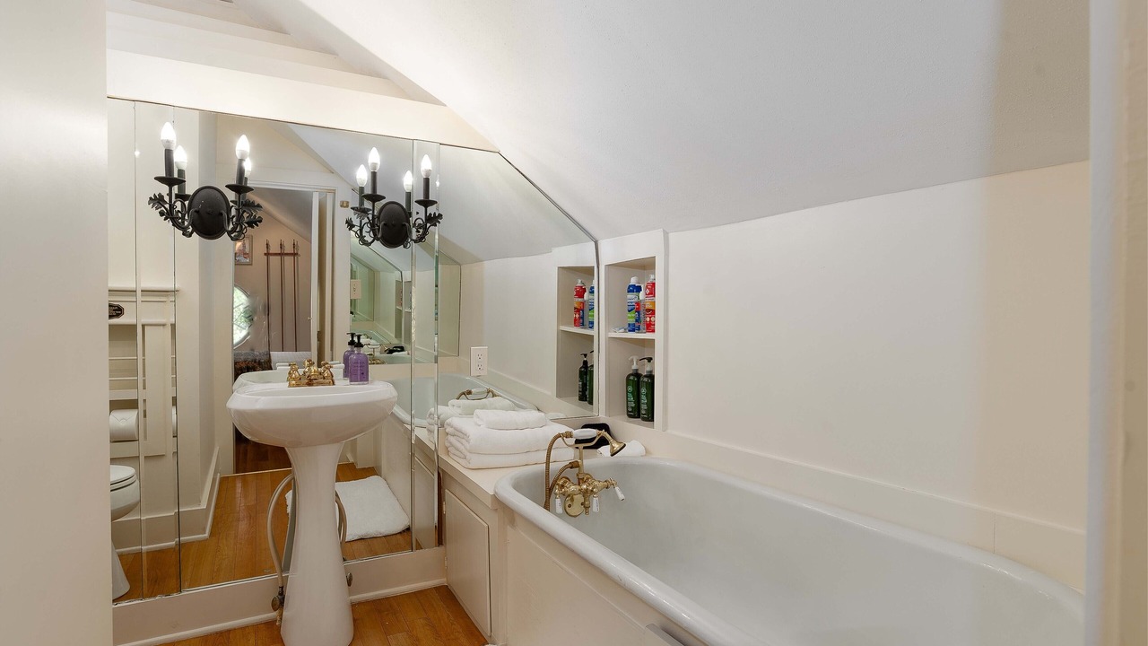 Photo of Bathroom in Winnsboro