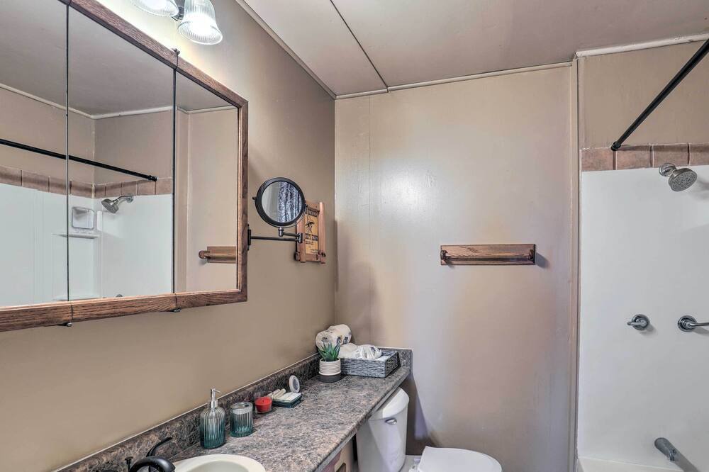 Photo of Bathroom in Elfrida