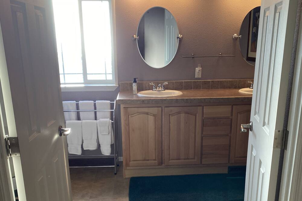 Photo of Others in Crescent