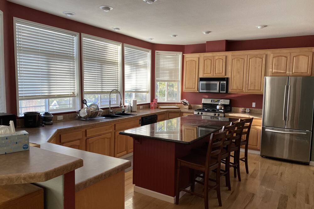 Photo of Kitchen in Crescent