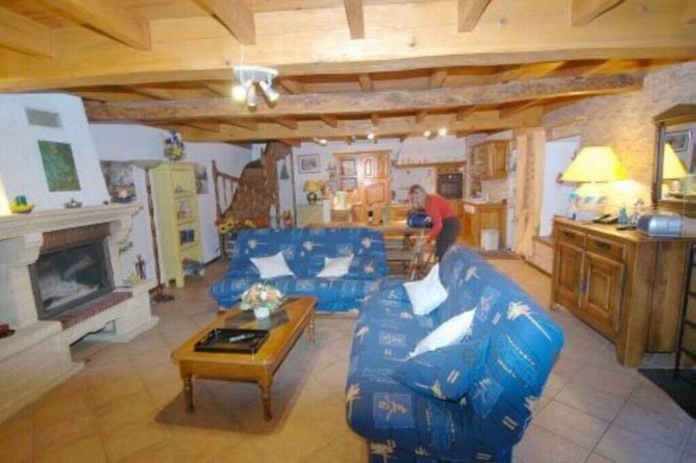 Photo of Livingroom in Luz-Saint-Sauveur