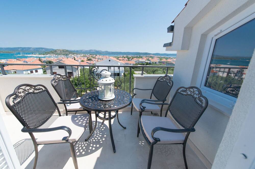 Photo of Patio Balcony in Susica
