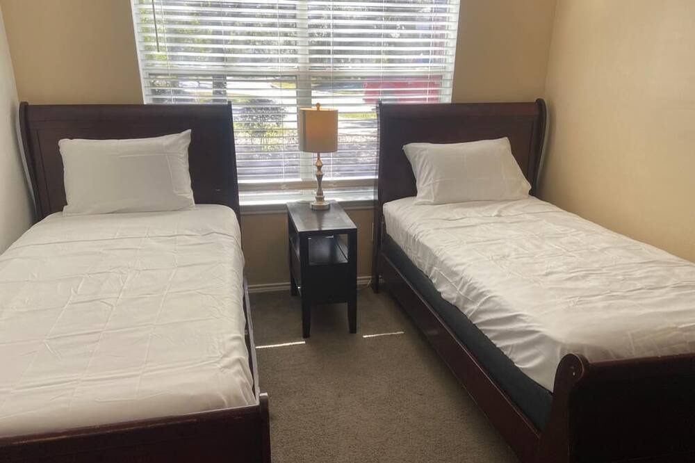 Photo of Bedroom in College Park