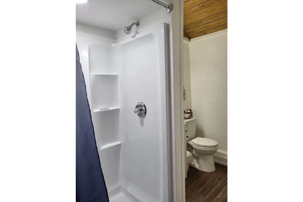 Photo of Bathroom in Laguna Park