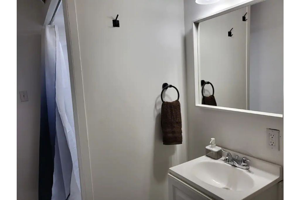 Photo of Bathroom in Laguna Park