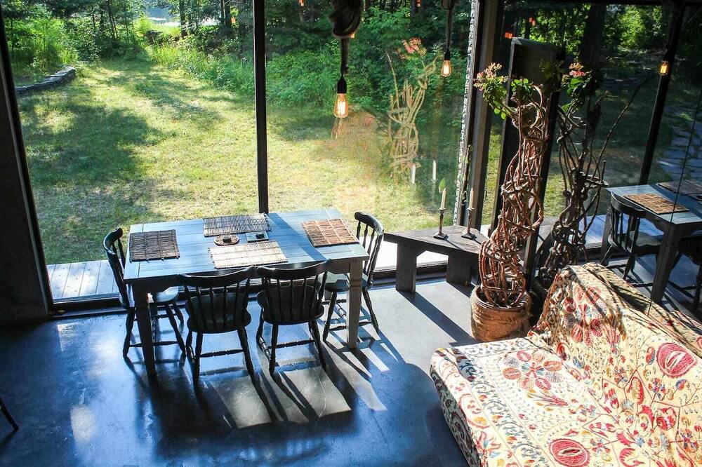 Photo of Patio Balcony in Sainte-Lucie-des-Laurentides