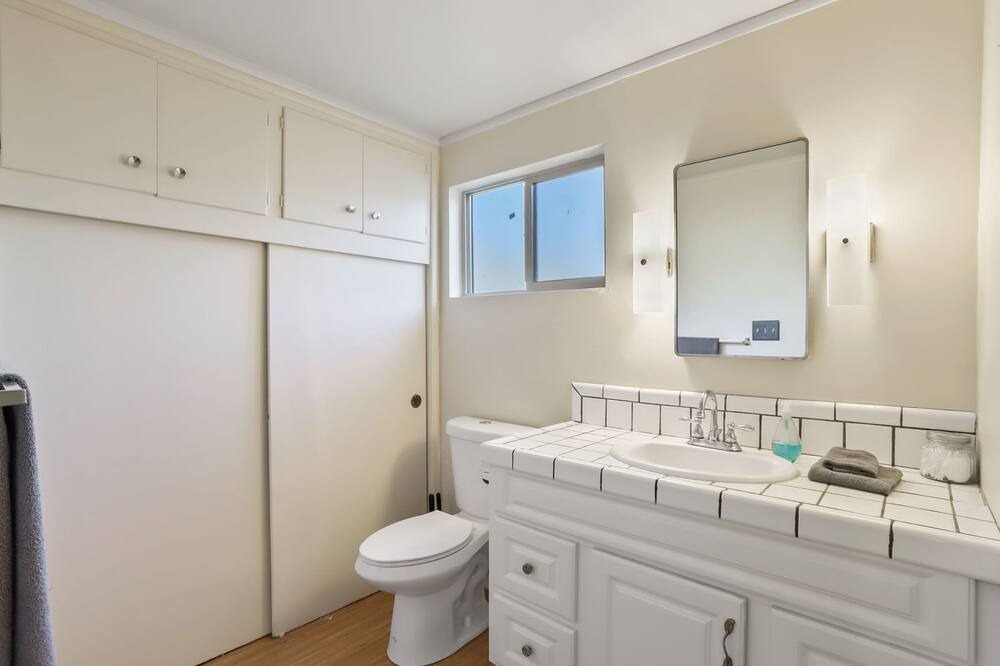 Photo of Bathroom in Escalon