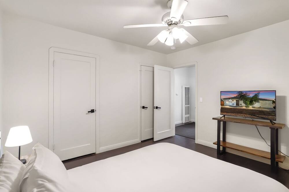Photo of Bedroom in Escalon