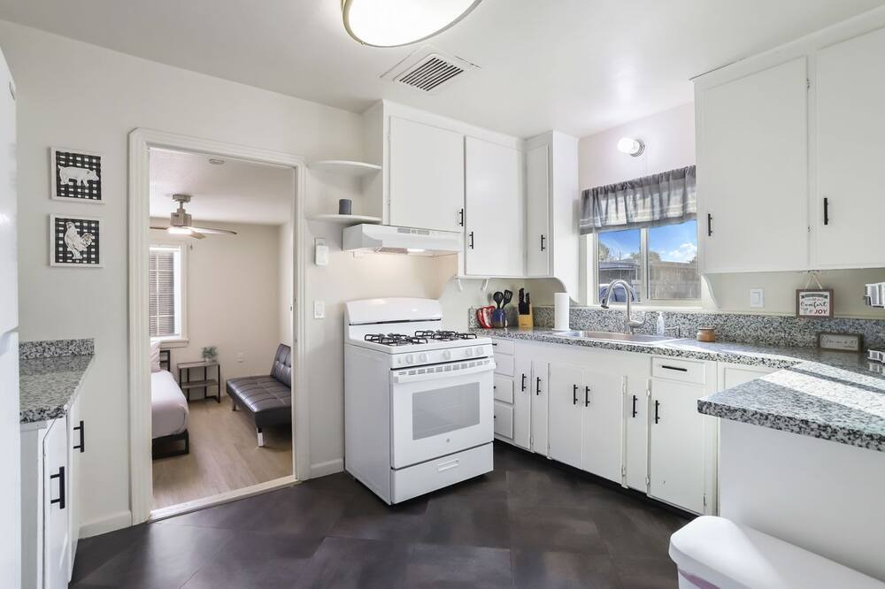 Photo of Kitchen in Escalon