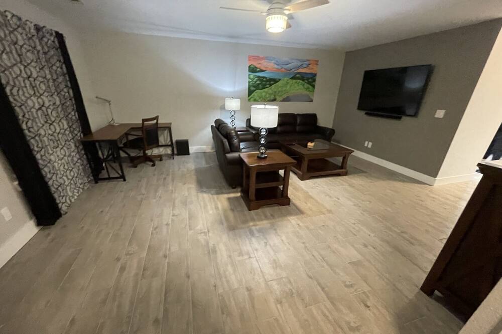 Photo of Livingroom in Farmington