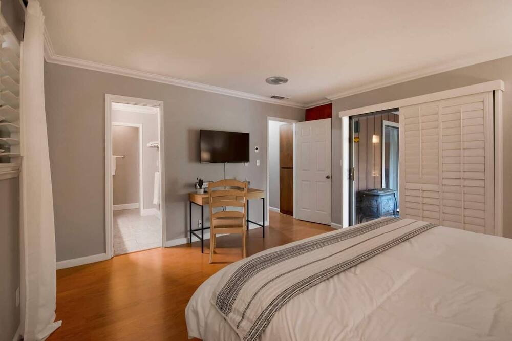 Photo of Bedroom in Granite Bay