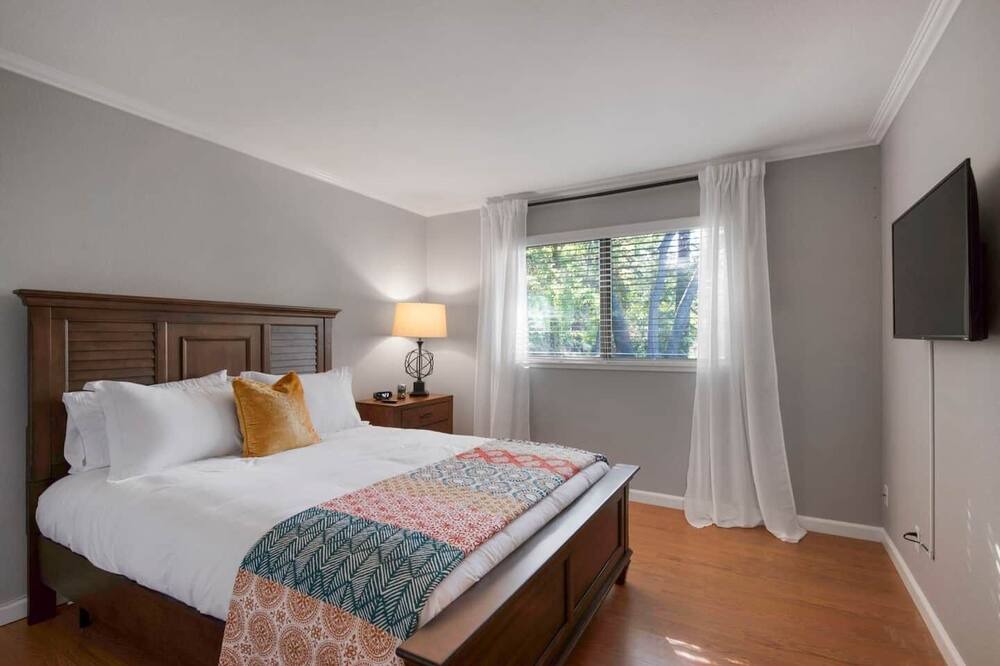 Photo of Bedroom in Granite Bay