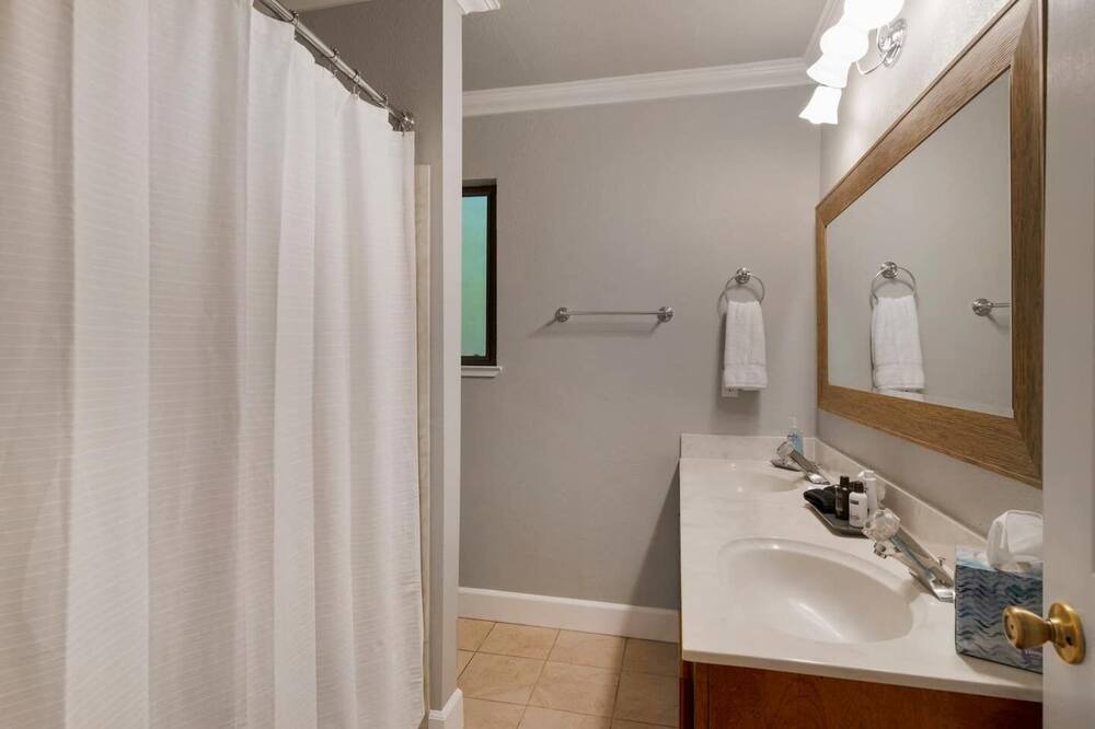 Photo of Bathroom in Granite Bay