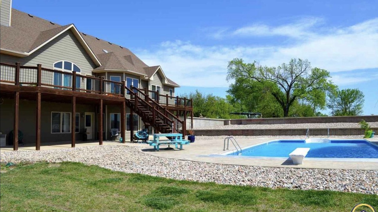 Photo of Outdoor in Emporia