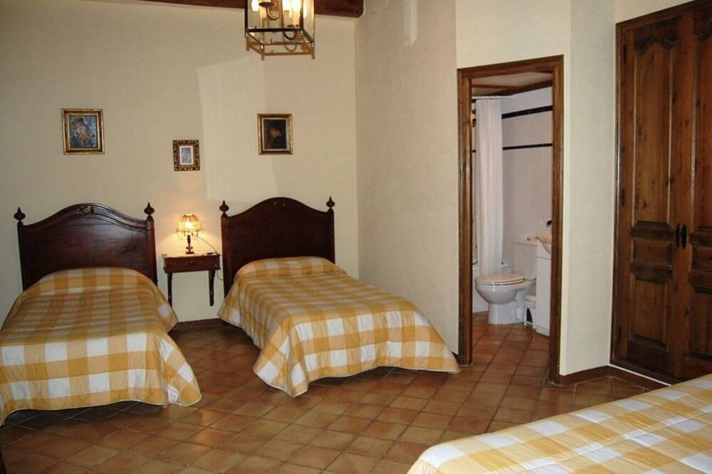 Photo of Bedroom in Camos