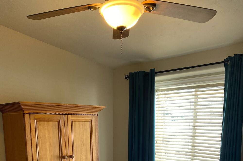 Photo of Bedroom in Forest Lakes