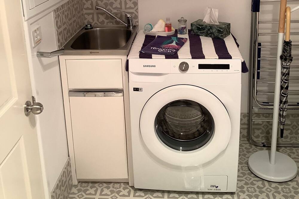 Photo of Others in Maloneys Beach