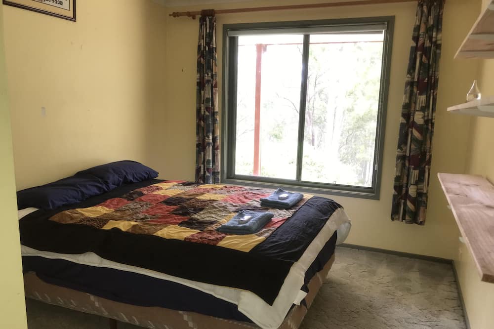 Photo of Bedroom in Valencia Creek