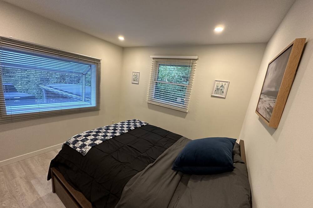 Photo of Bedroom in Pickering
