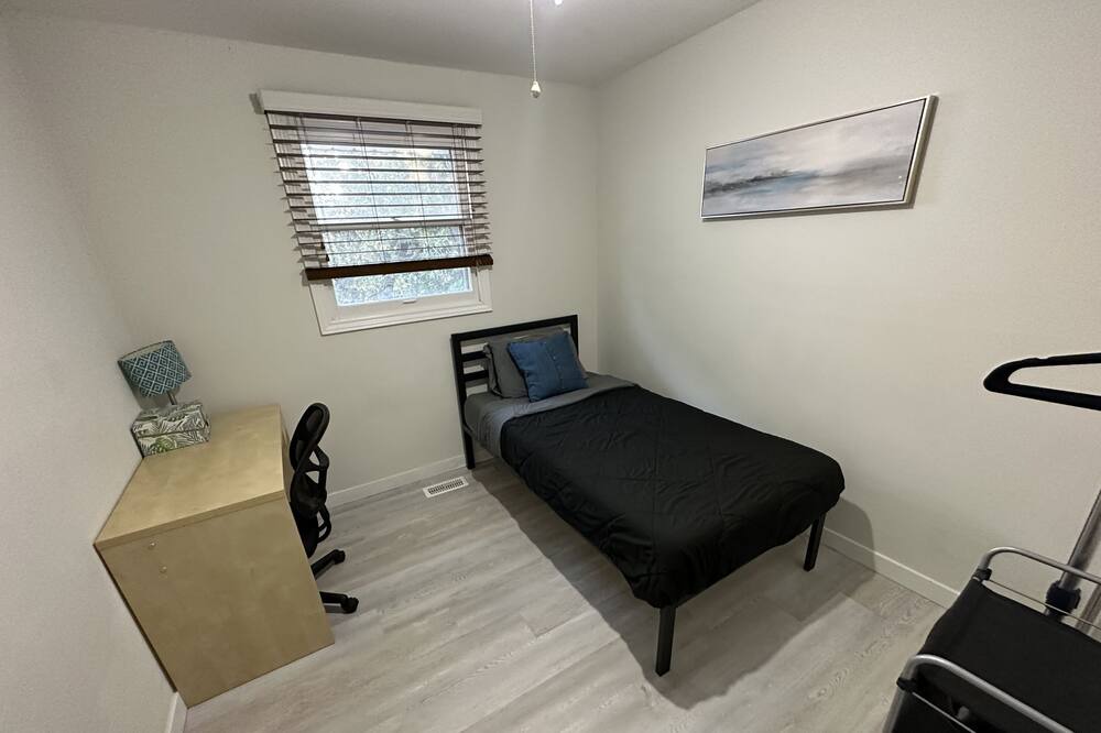 Photo of Bedroom in Pickering
