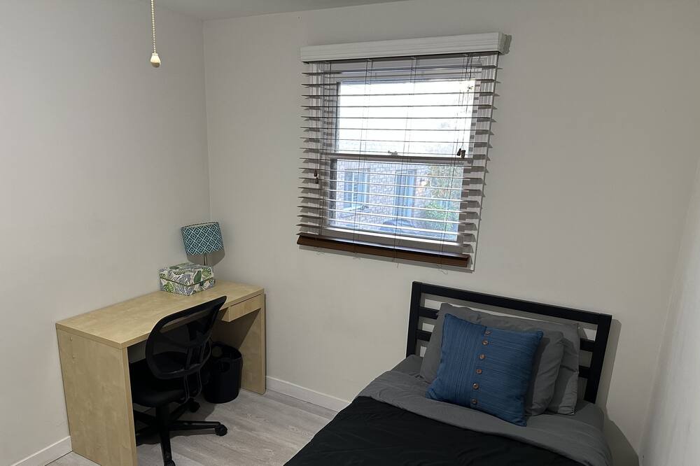 Photo of Bedroom in Pickering