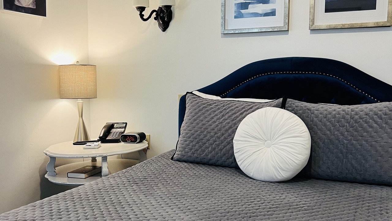 Photo of Bedroom in Marble Hill