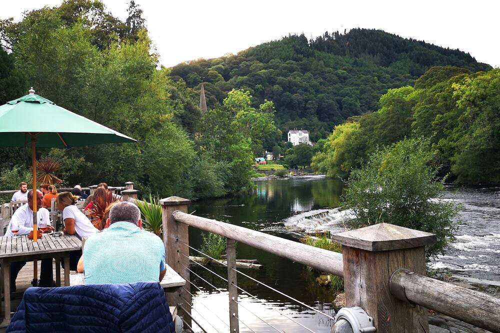 Photo of Patio Balcony in Glyndyfrdwy