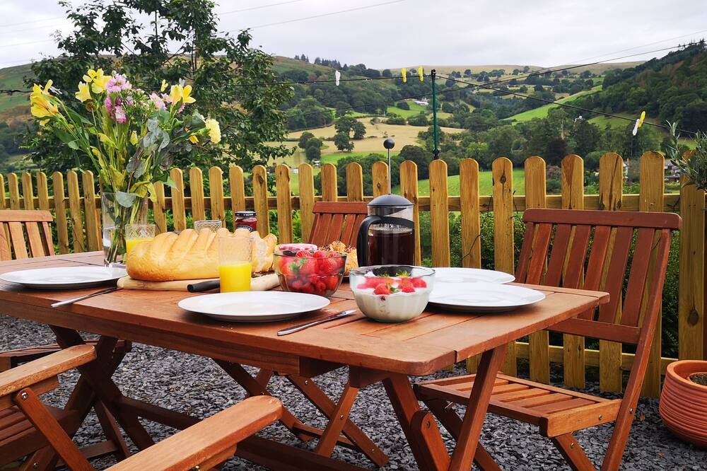 Photo of Patio Balcony in Glyndyfrdwy