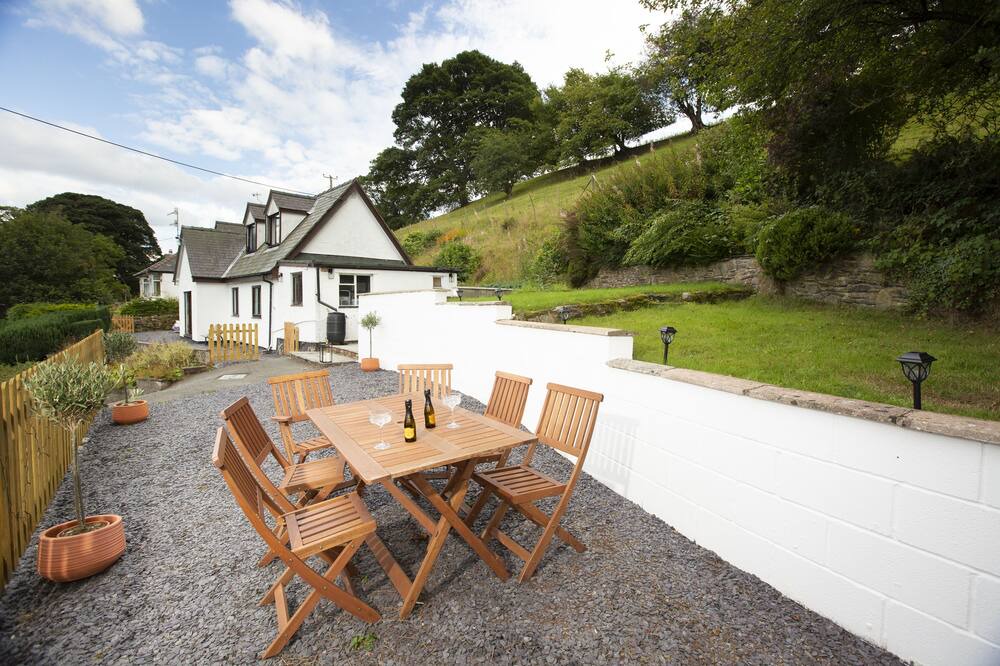 Photo of Patio Balcony in Glyndyfrdwy