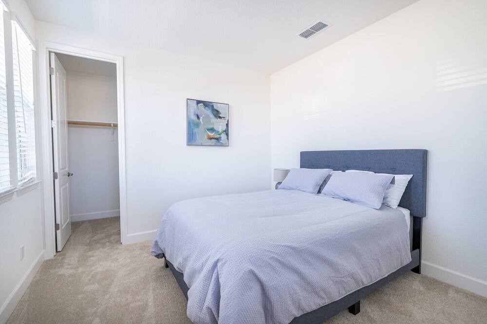 Photo of Bedroom in Elk Grove
