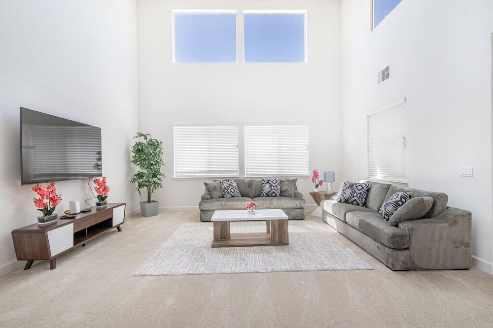 Photo of Livingroom in Elk Grove