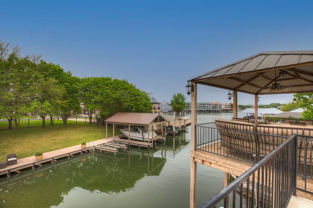 Photo of Outdoor in Horseshoe Bay