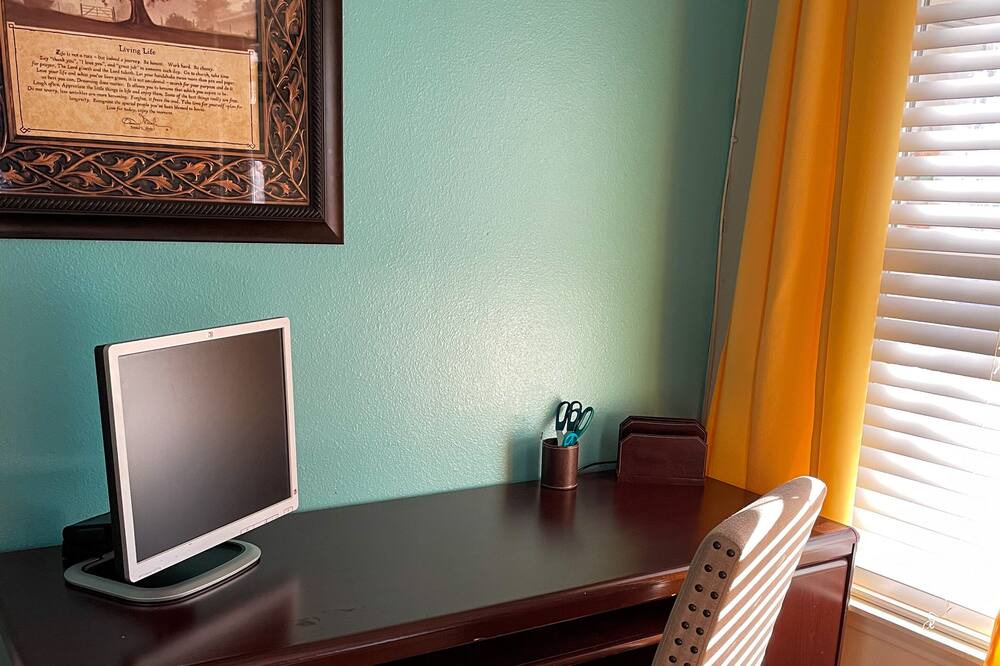 Photo of Bedroom in Woodstone