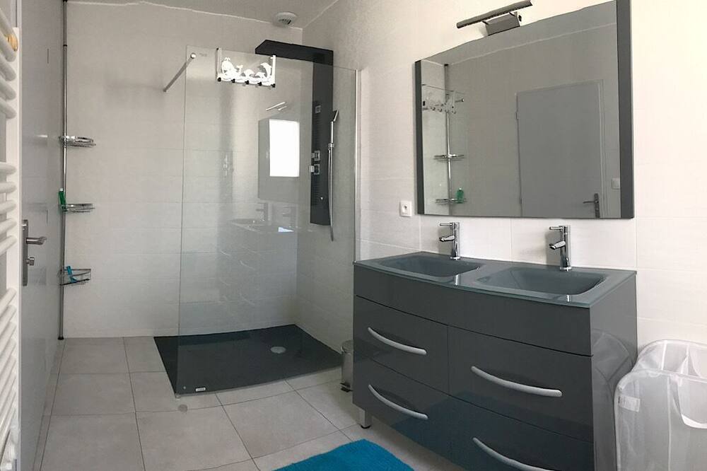 Photo of Bathroom in Les Amarats