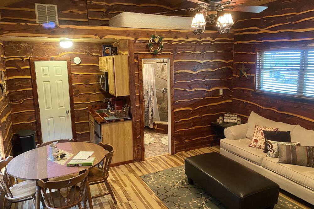 Photo of Livingroom in Oscar