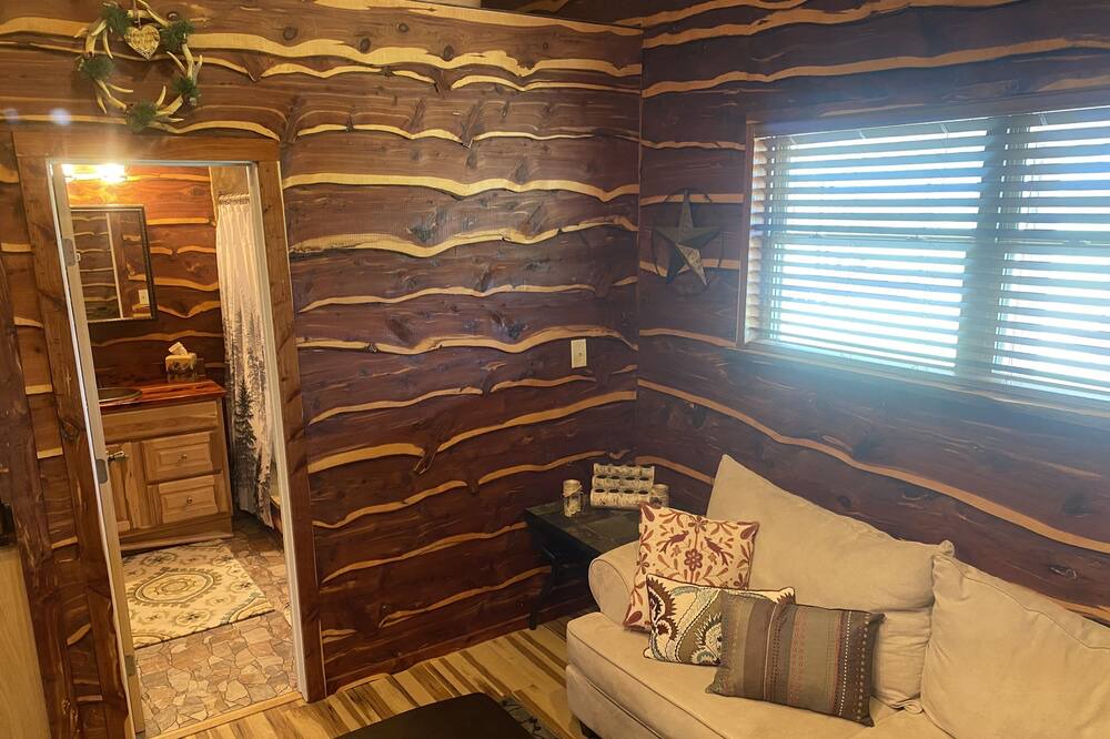 Photo of Livingroom in Oscar