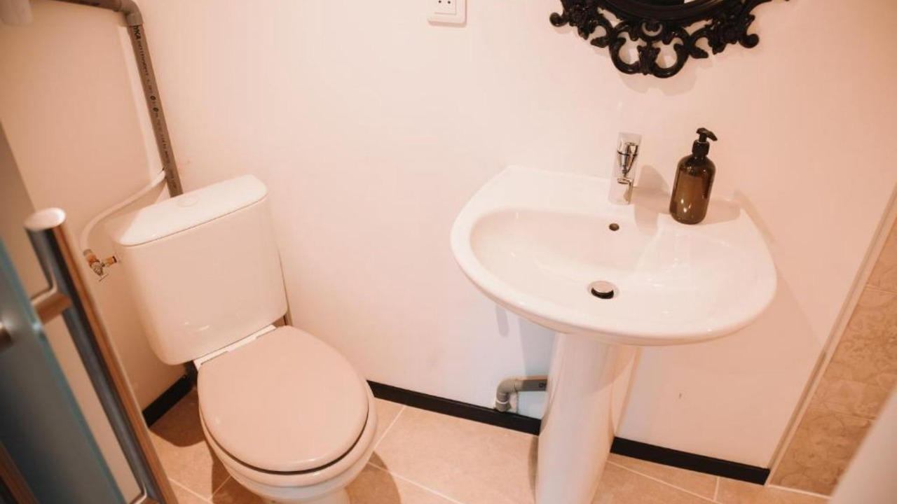 Photo of Others in Ep 21 - Saint-Paul