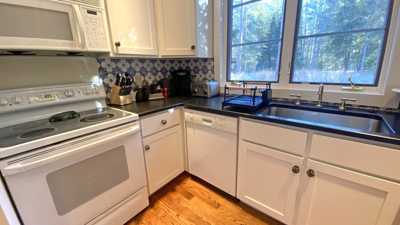 Photo of Kitchen in Hall Quarry