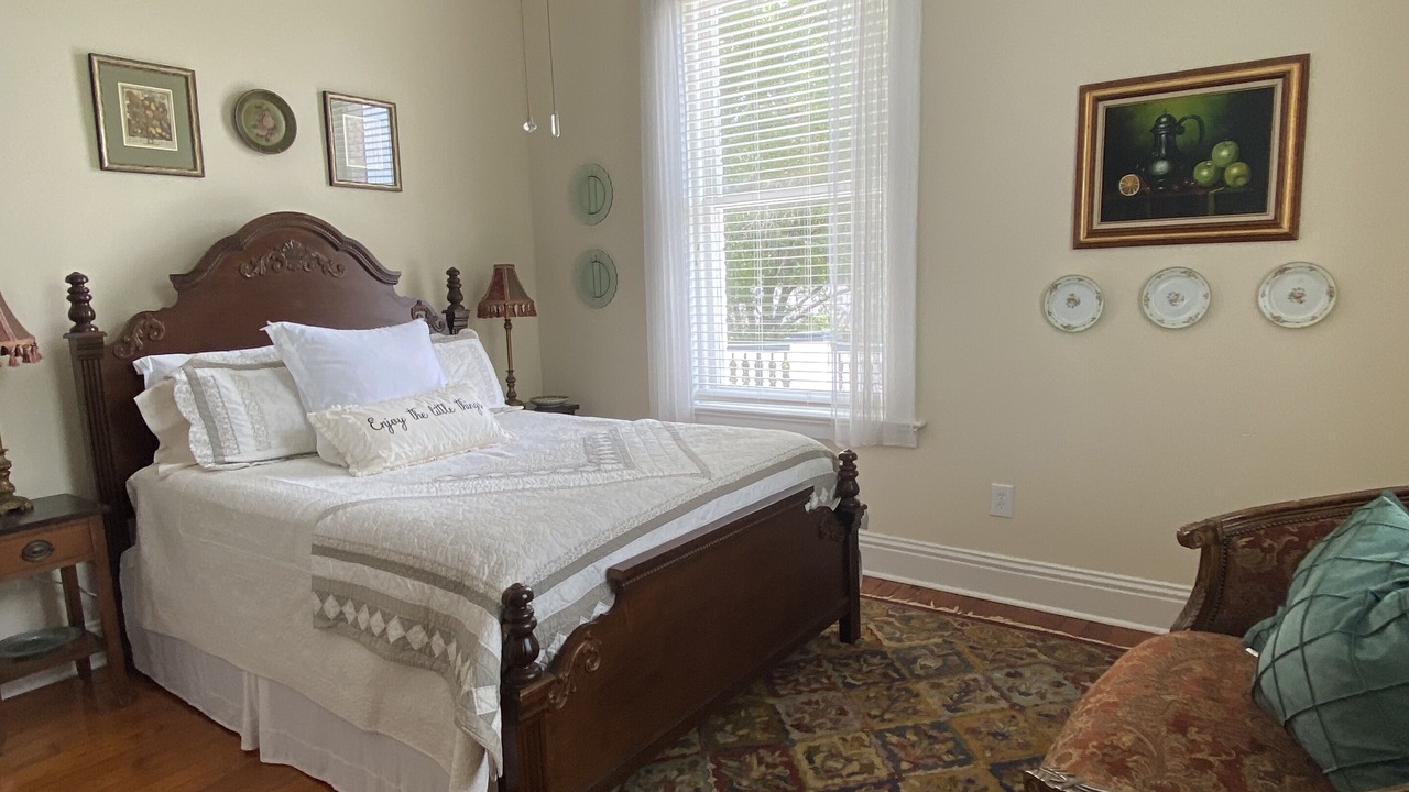 Photo of Bedroom in Natchez