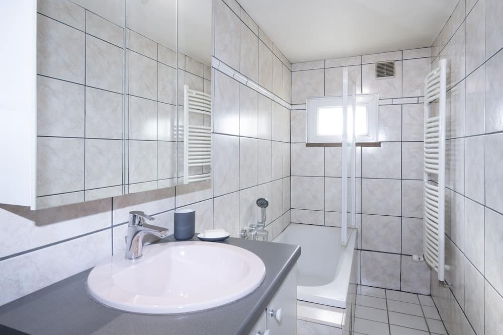 Photo of Bathroom in Gaillard
