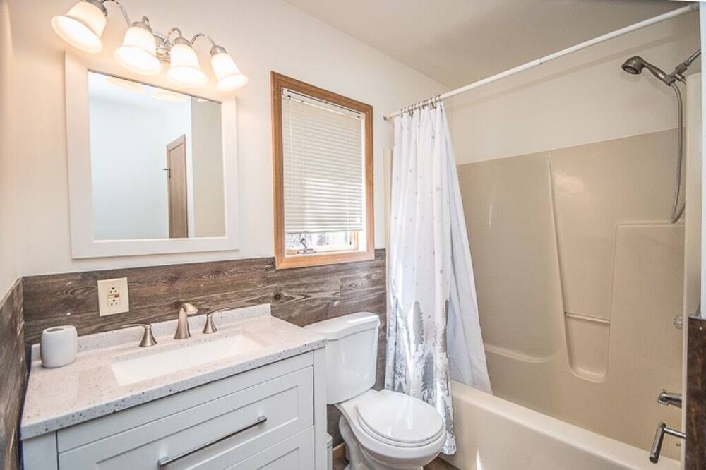 Photo of Bathroom in Lake Ariel