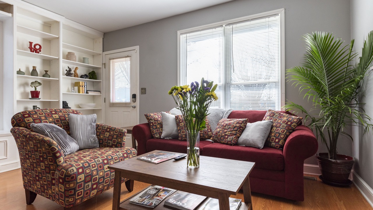 Photo of Livingroom in Smoketown Jackson