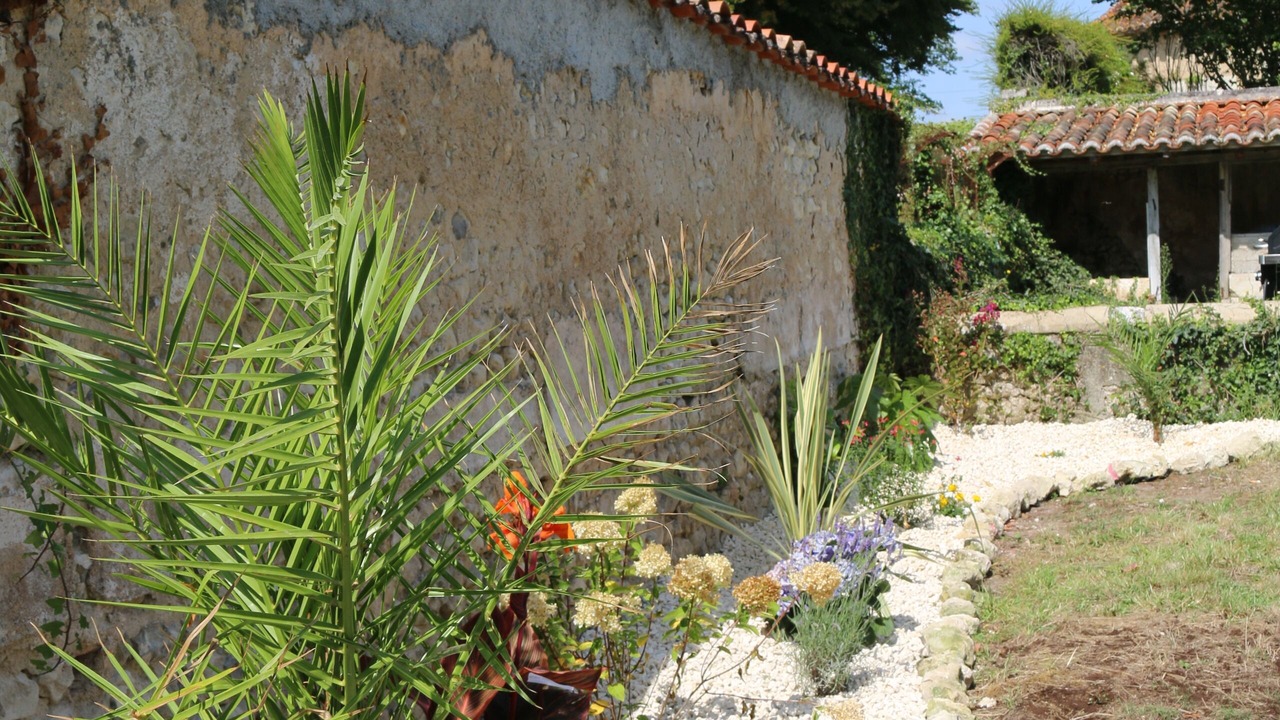 Photo of Outdoor in Montboyer