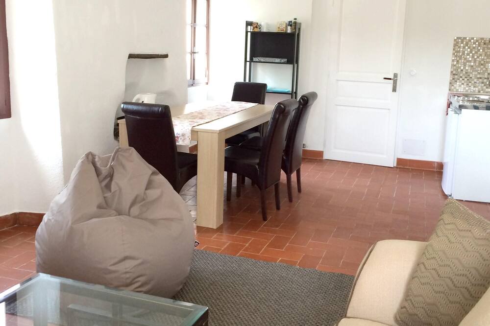 Photo of Livingroom in Montauriol