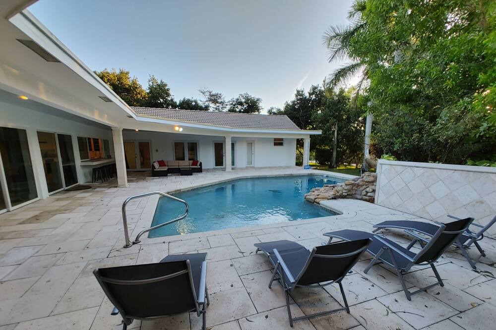 Photo of Outdoor in Coral Springs