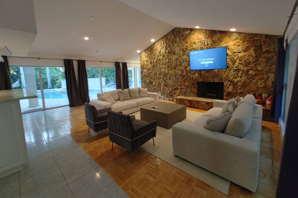 Photo of Livingroom in Coral Springs