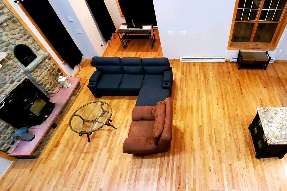 Photo of Livingroom in Round Top