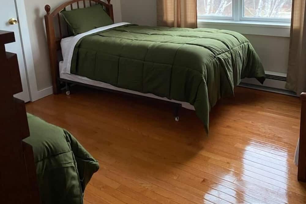Photo of Bedroom in Round Top